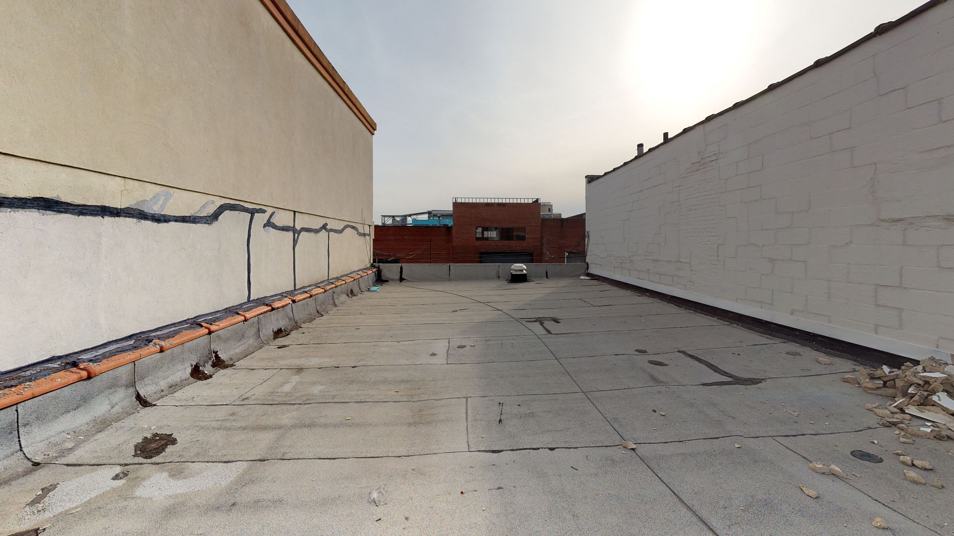 ["uploaded_image", "retouched_photo", "matterport_image"] - oWVQvgNWSZc-Photo_29.jpg