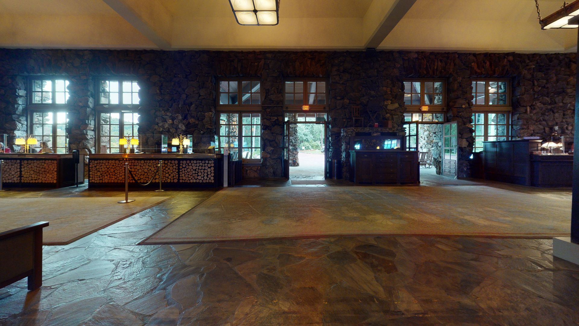 ["uploaded_image", "retouched_photo", "matterport_image"] - uHgEgqhasn6-Photo_08.jpg
