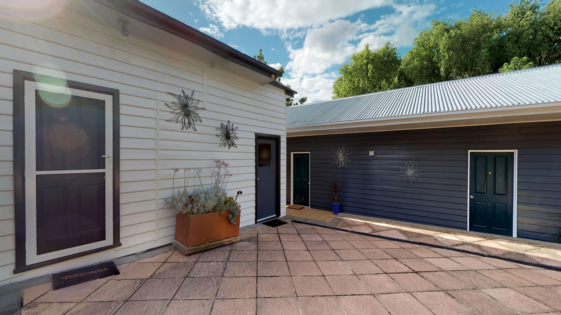 ["uploaded_image", "retouched_photo", "matterport_image"] - 02.14.2019_05.34.15.jpg