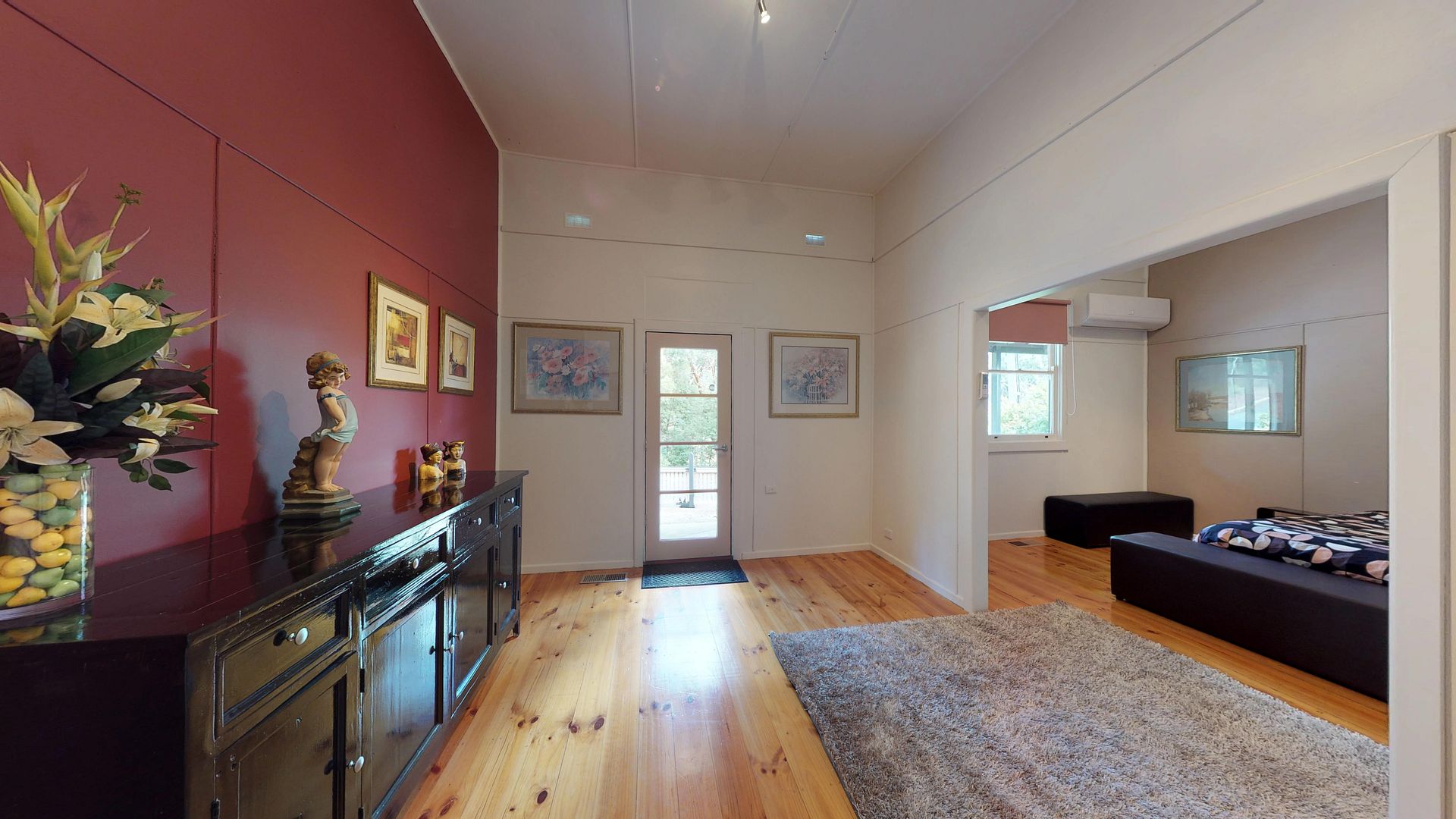 ["uploaded_image", "retouched_photo", "matterport_image"] - 02.14.2019_05.50.13.jpg