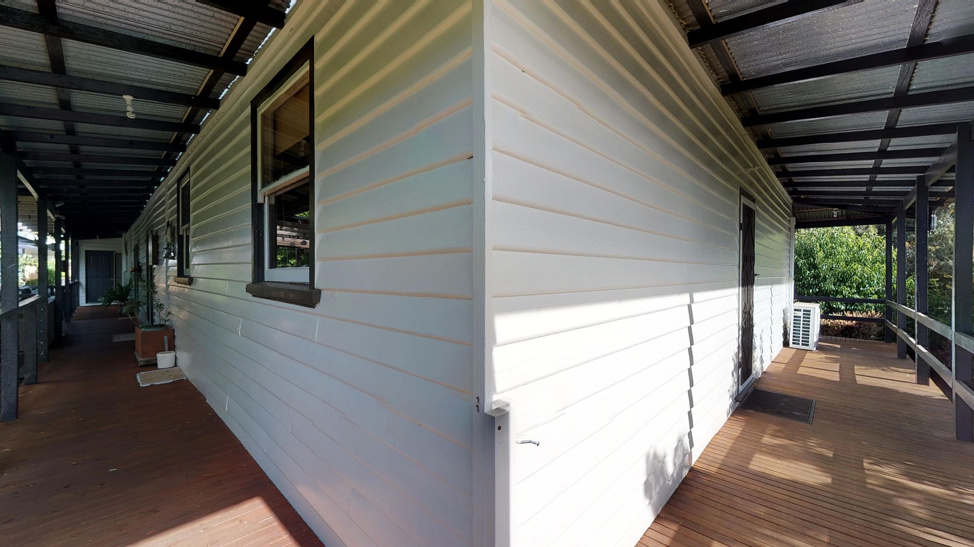 ["uploaded_image", "retouched_photo", "matterport_image"] - 02.14.2019_05.32.41.jpg
