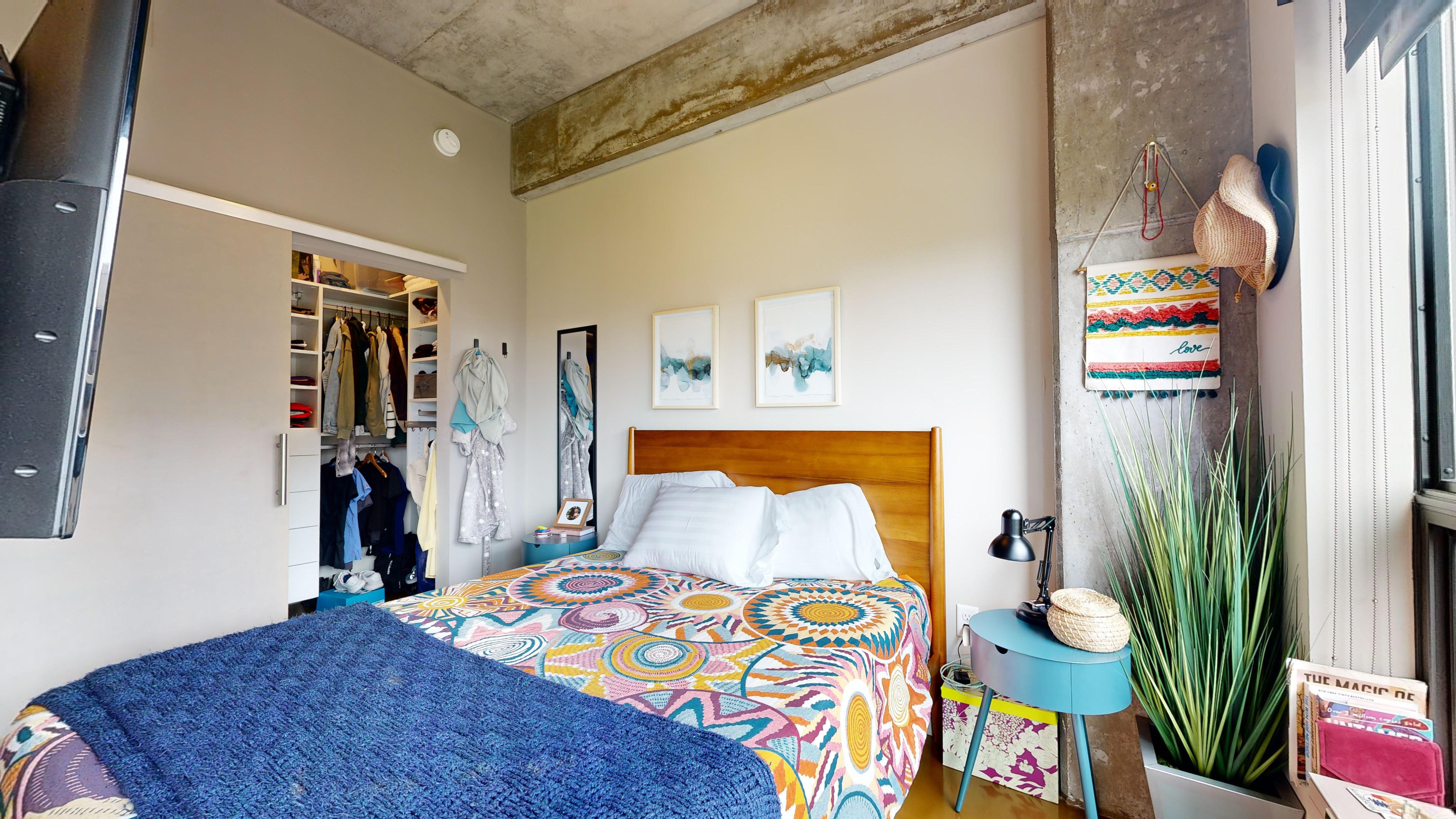 ["uploaded_image", "retouched_photo", "matterport_image"] - 728-N-Third-St-08172024_064658.jpg
