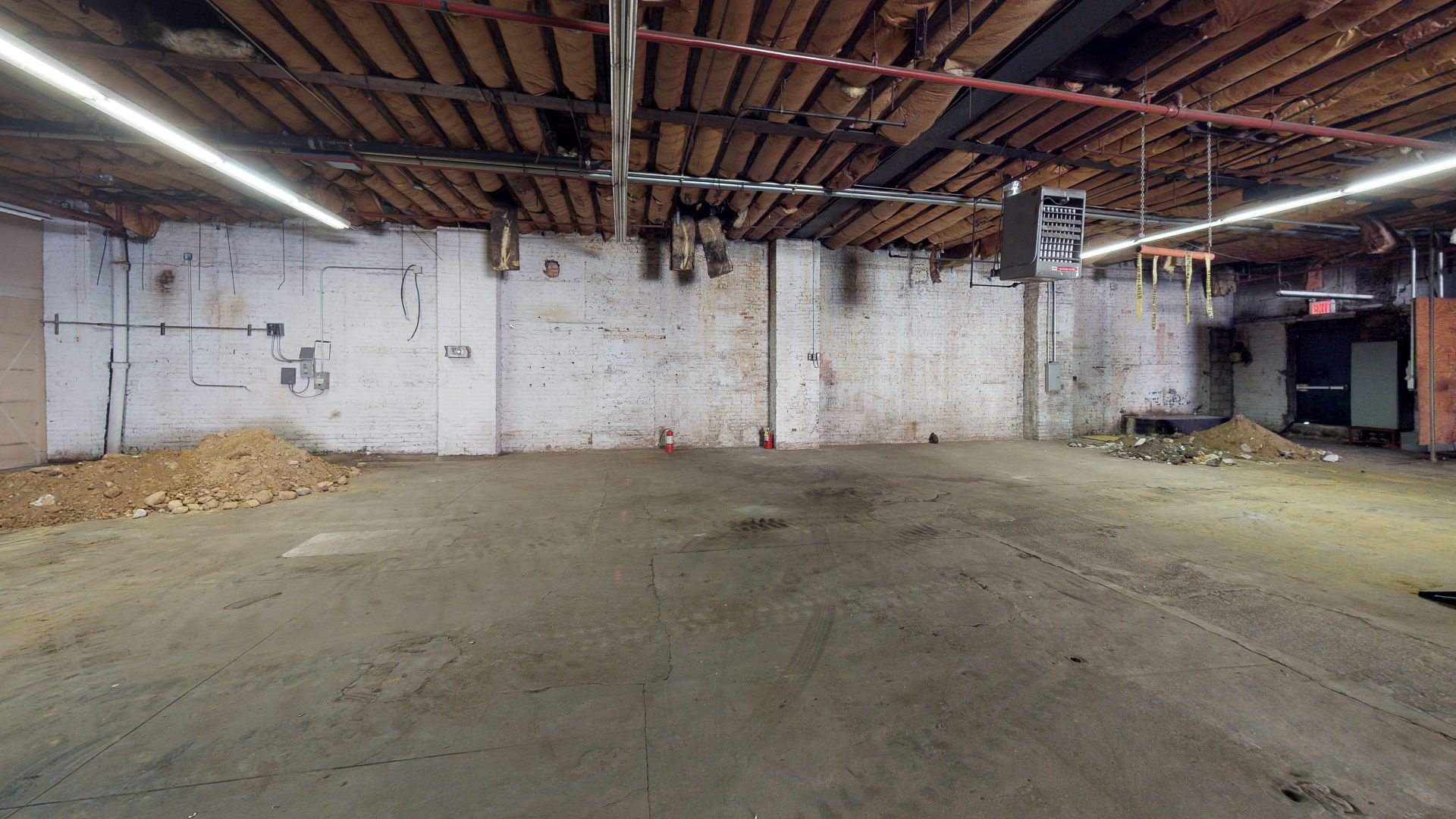 ["uploaded_image", "retouched_photo", "matterport_image"] - G8eDUFKsZPZ-Photo_06.jpg