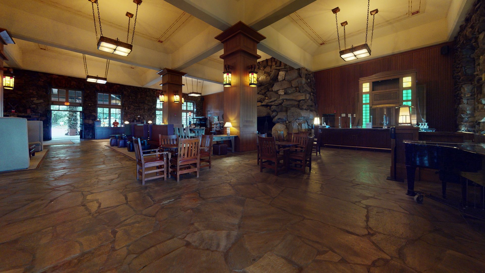 ["uploaded_image", "retouched_photo", "matterport_image"] - swx14gqeUB3-Photo_10.jpg